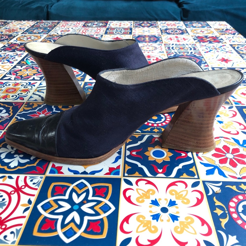 🌻Rare Vintage Designer Mules🌻